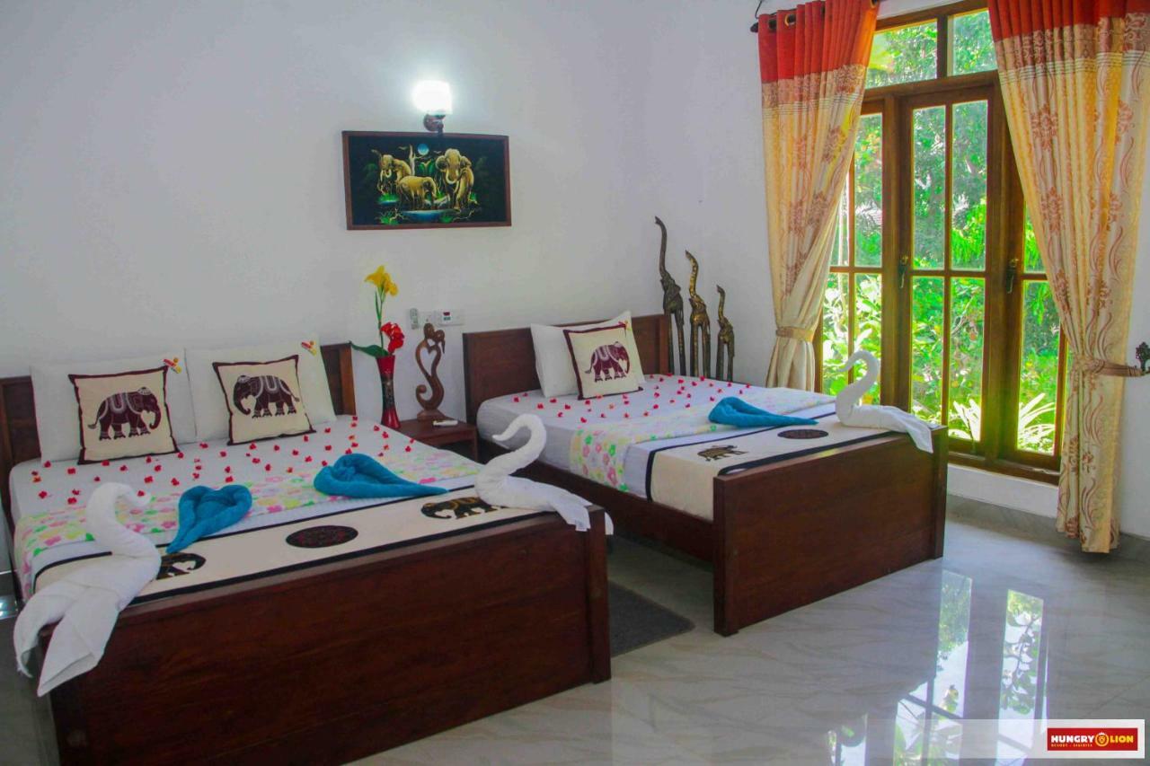 Hungry Lion Resort Sigiriya Exterior foto